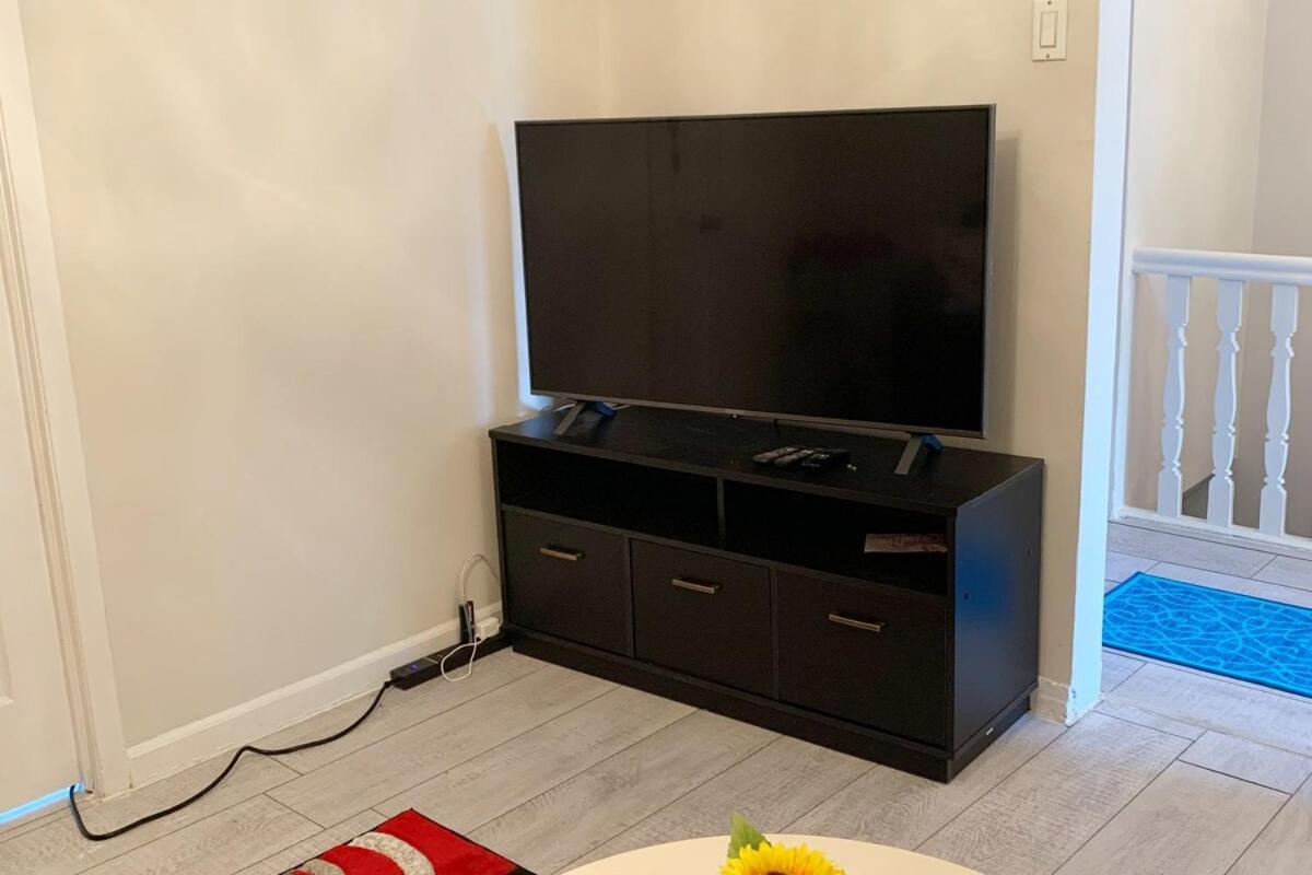 Cheerful 2 Bed Rooms Apartment In Heart Of Queens 纽约 外观 照片
