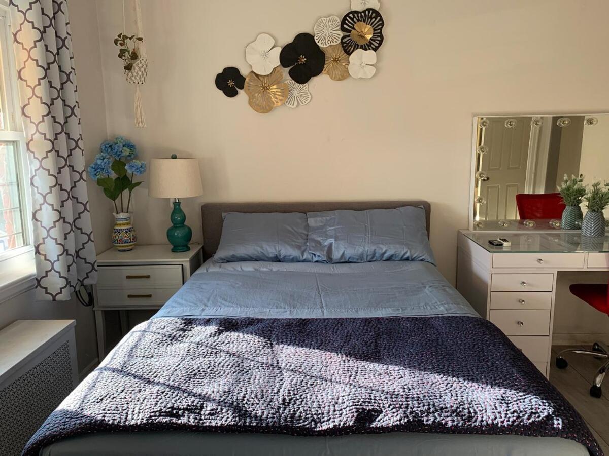 Cheerful 2 Bed Rooms Apartment In Heart Of Queens 纽约 外观 照片
